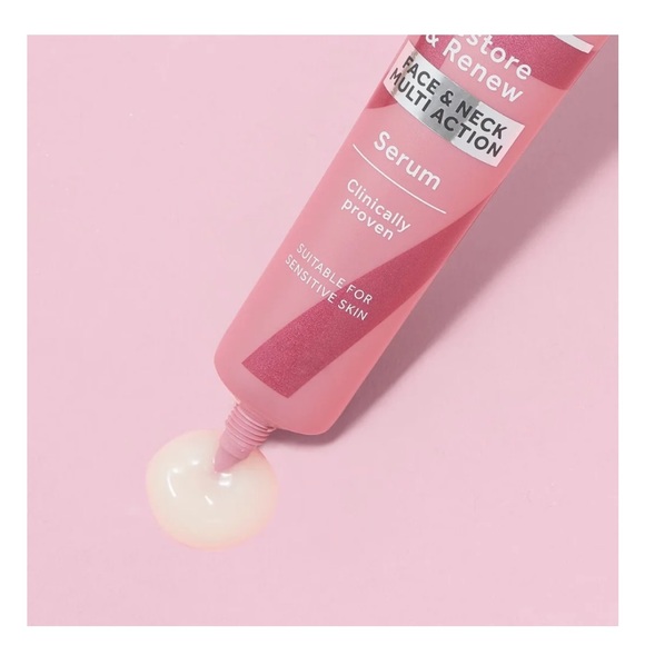 No7 The Ultimate Skincare Collection, Restore and Renew Gift Set - Picture 4 of 6